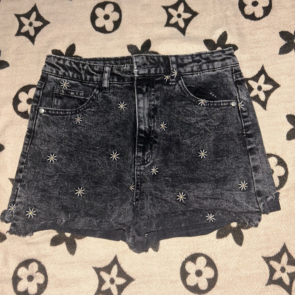 art class Black Denim Shorts with Star Details